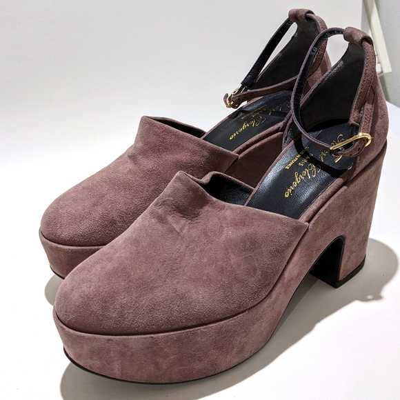 Robert Clergerie Shoes - ROBERT CLERGERIE Suede platform pumps